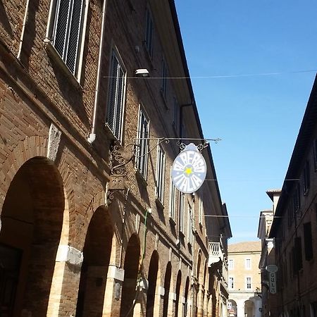 Albergo Italia Ουρμπίνο Εξωτερικό φωτογραφία