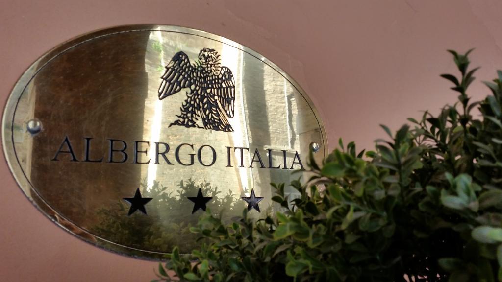 Albergo Italia Ουρμπίνο Εξωτερικό φωτογραφία