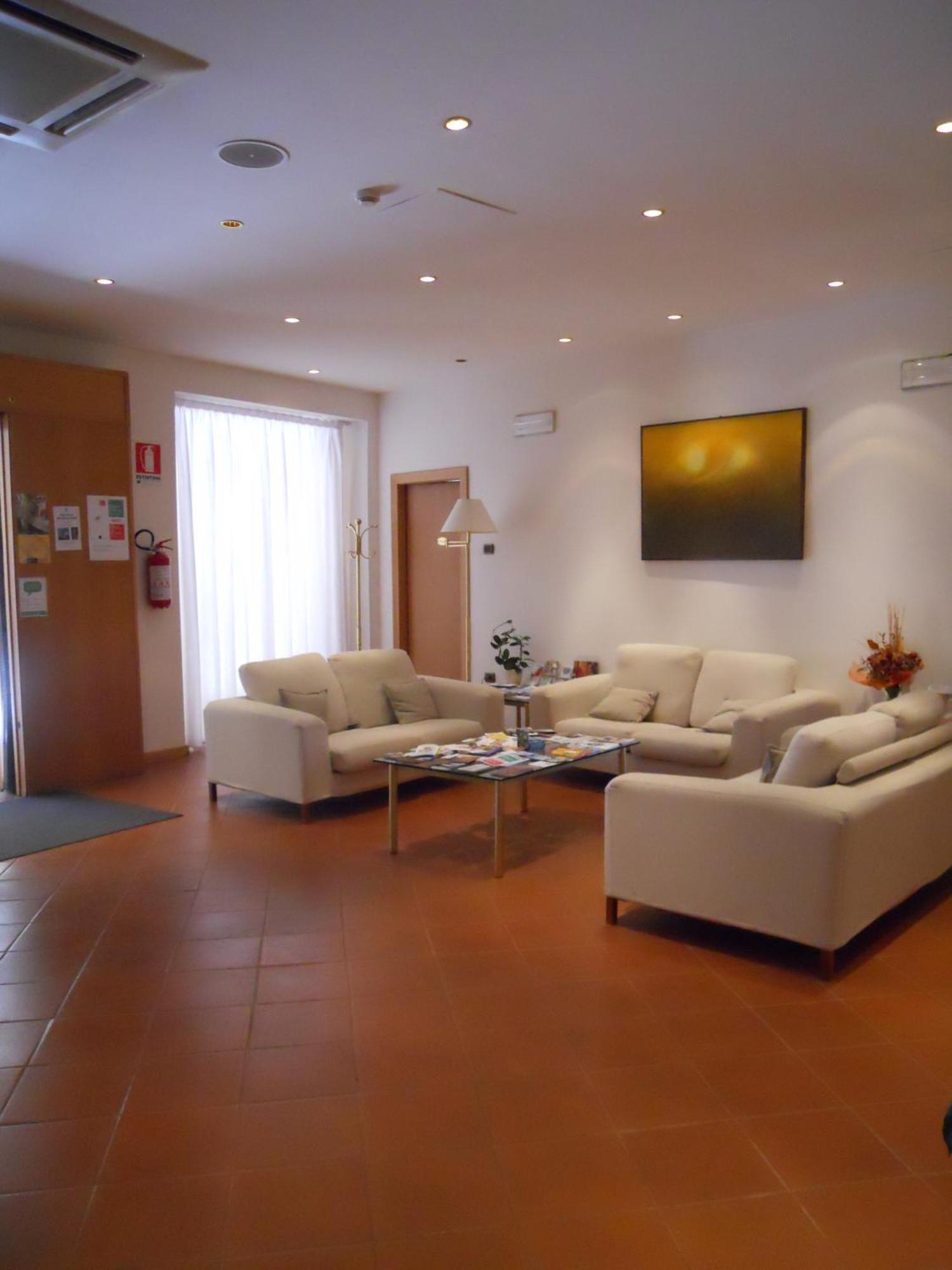 Albergo Italia Ουρμπίνο Εξωτερικό φωτογραφία