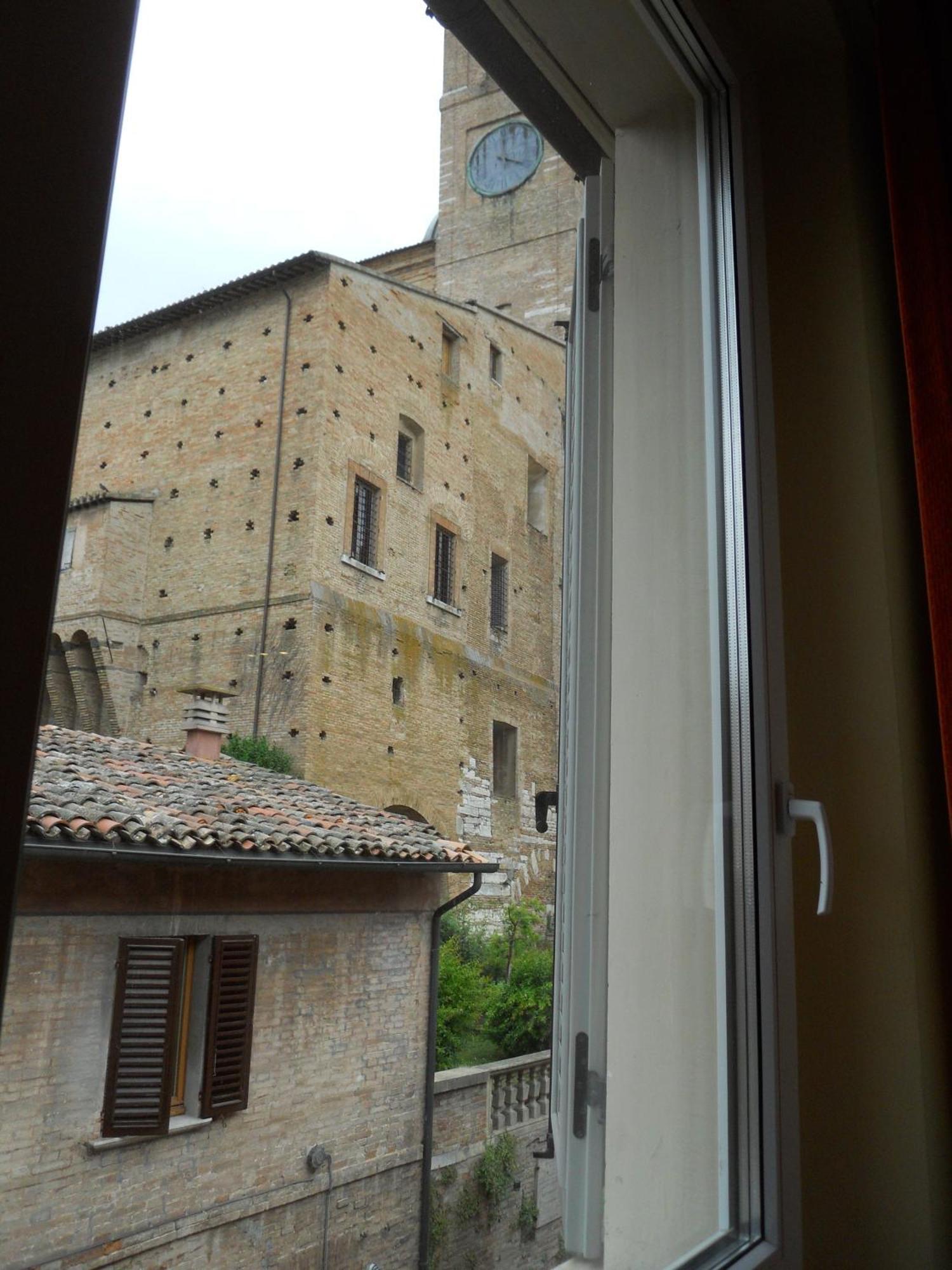 Albergo Italia Ουρμπίνο Εξωτερικό φωτογραφία