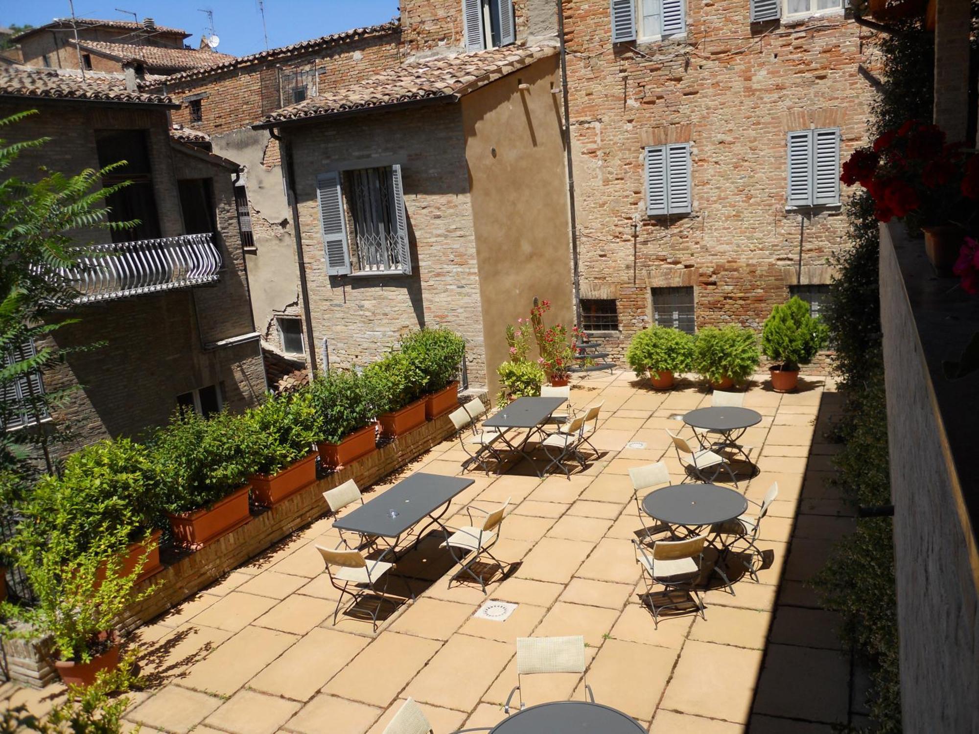 Albergo Italia Ουρμπίνο Εξωτερικό φωτογραφία