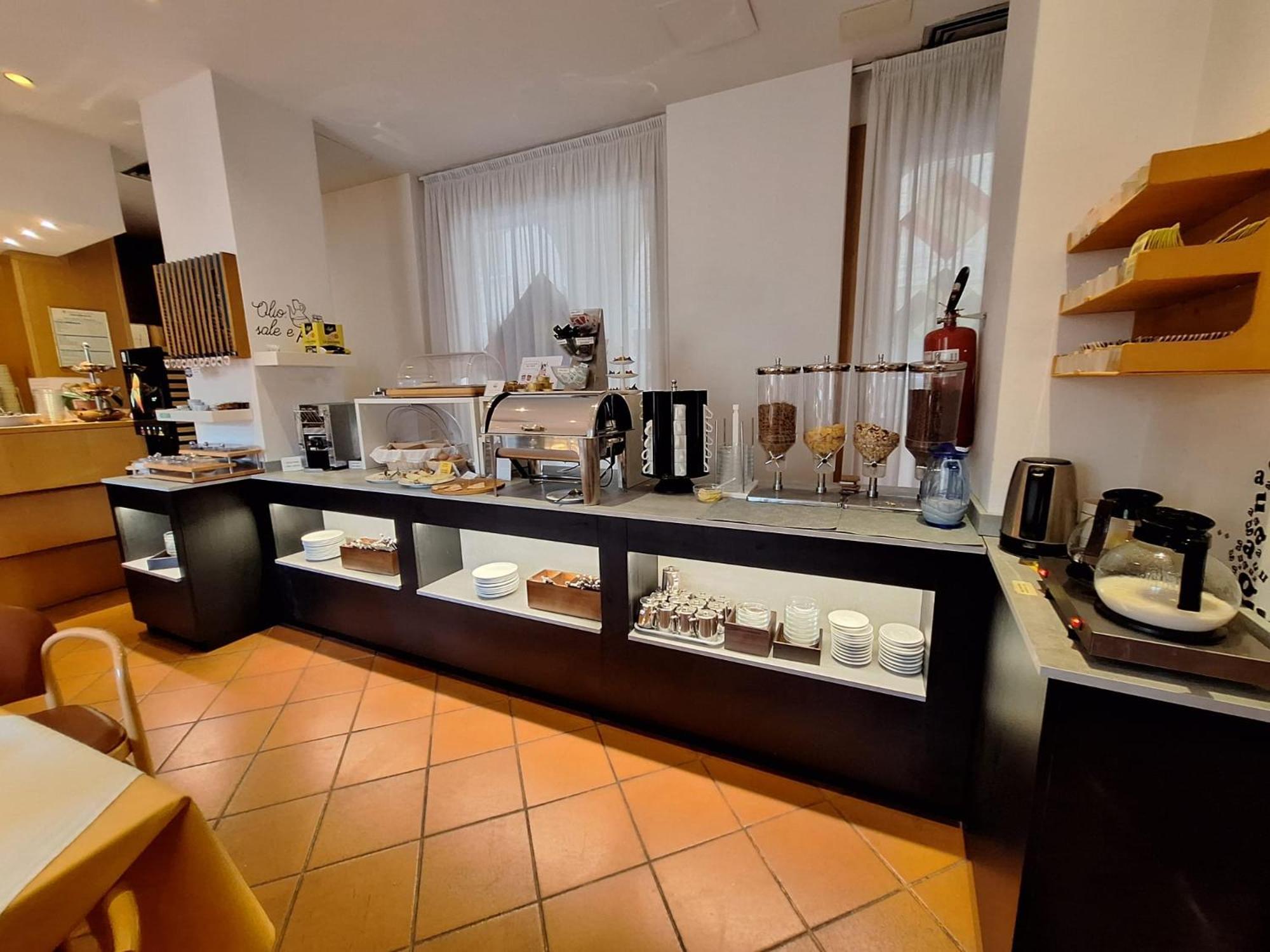 Albergo Italia Ουρμπίνο Εξωτερικό φωτογραφία