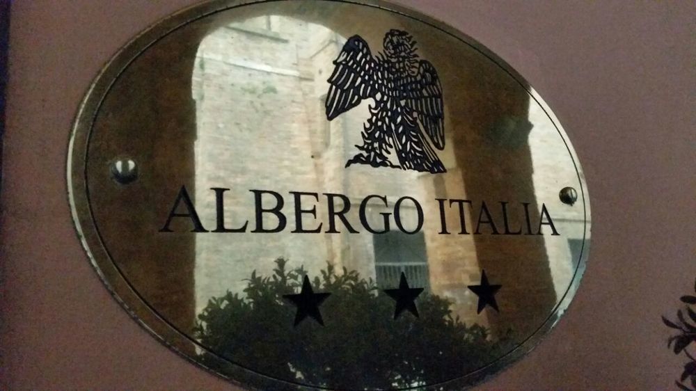 Albergo Italia Ουρμπίνο Εξωτερικό φωτογραφία