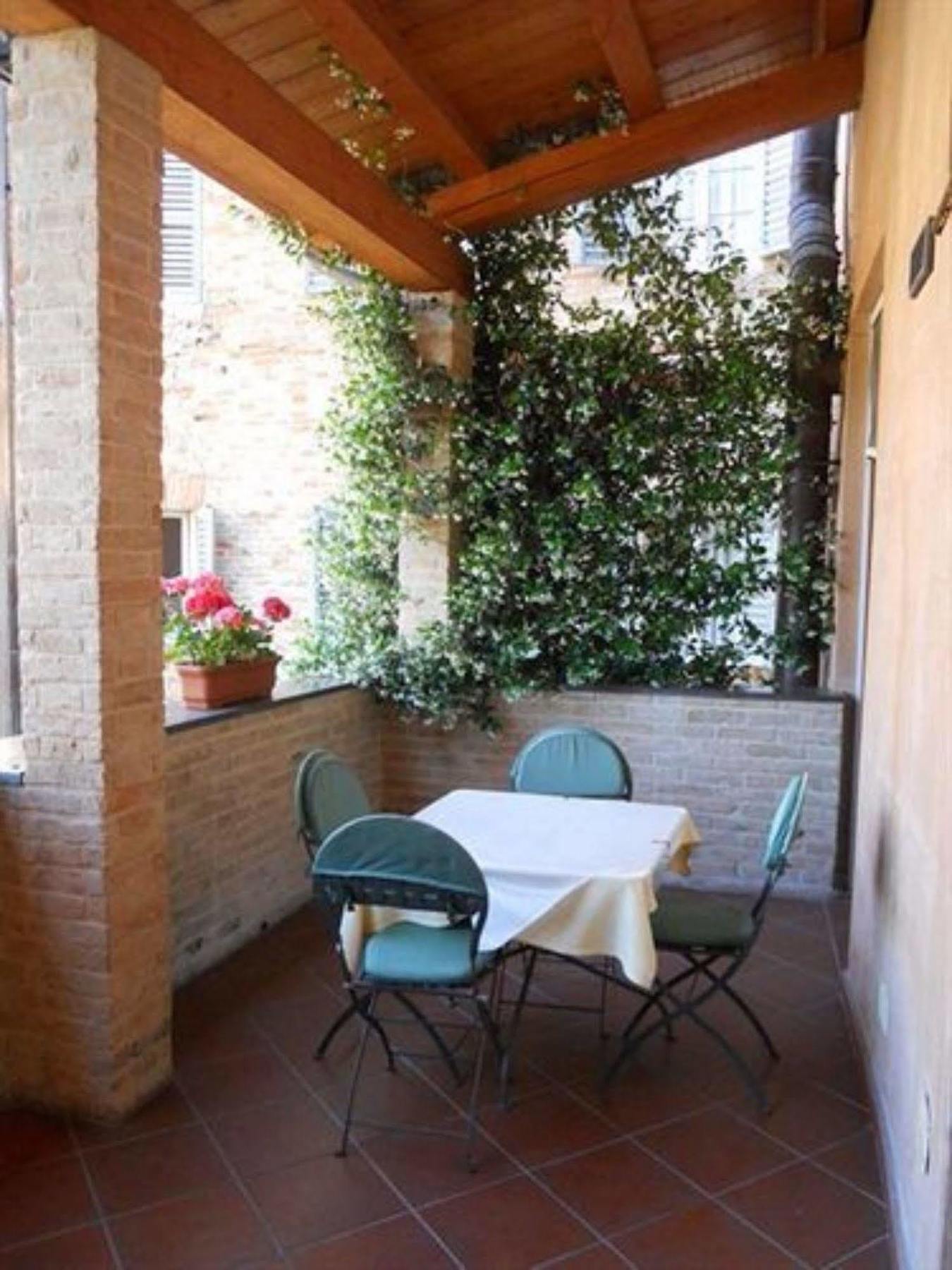 Albergo Italia Ουρμπίνο Εξωτερικό φωτογραφία